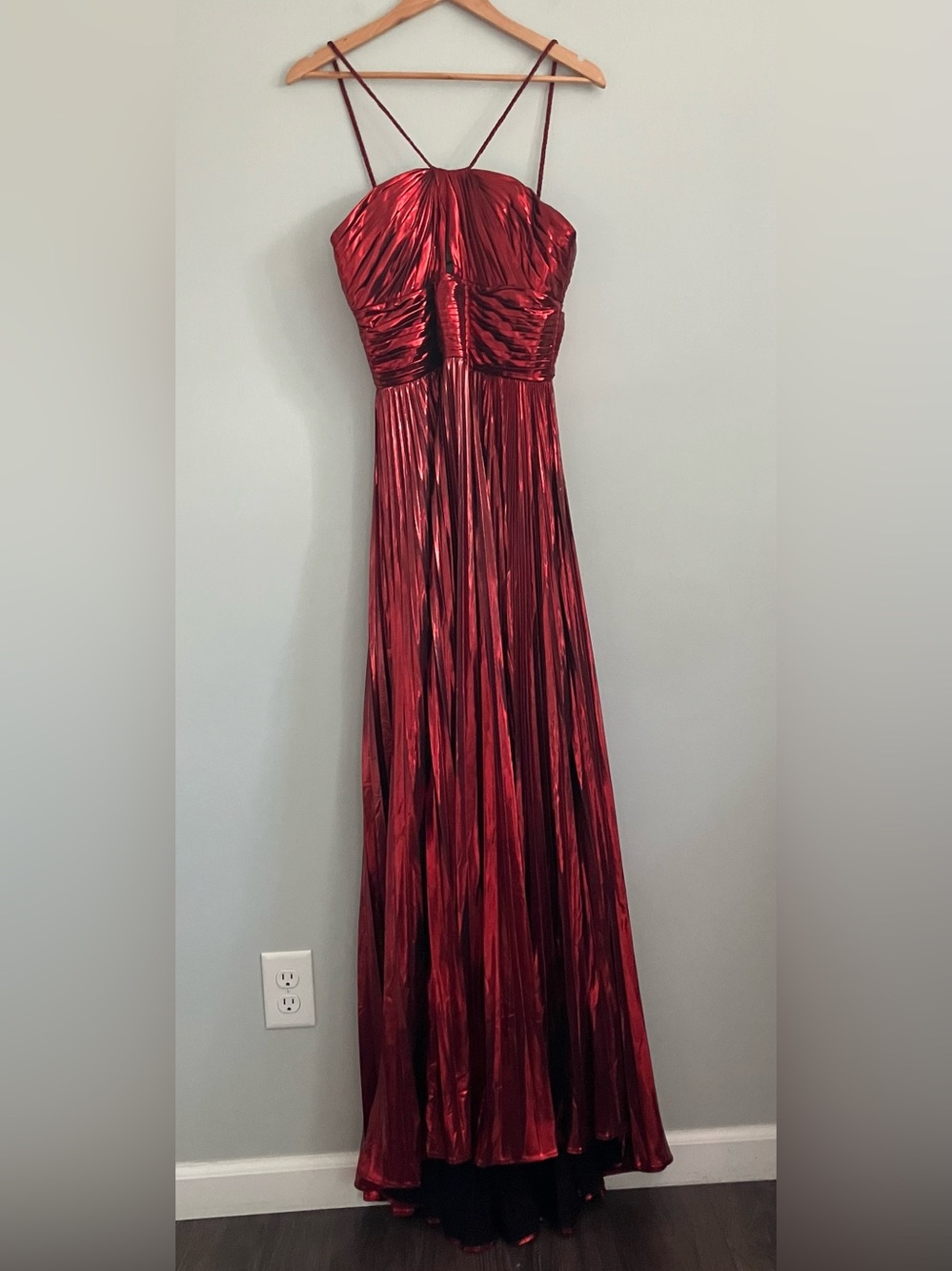 UNBRANDED Red Metallic High Low Pleated Maxi Dress Size M - Picture 3 of 16